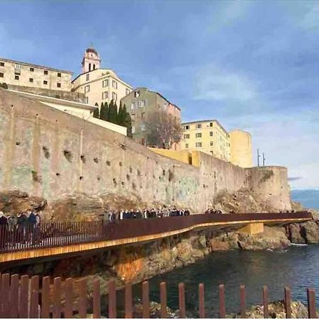 Appartement Vue Mer Avec Parking Gratuit Sur Place Bastia  Ngoại thất bức ảnh